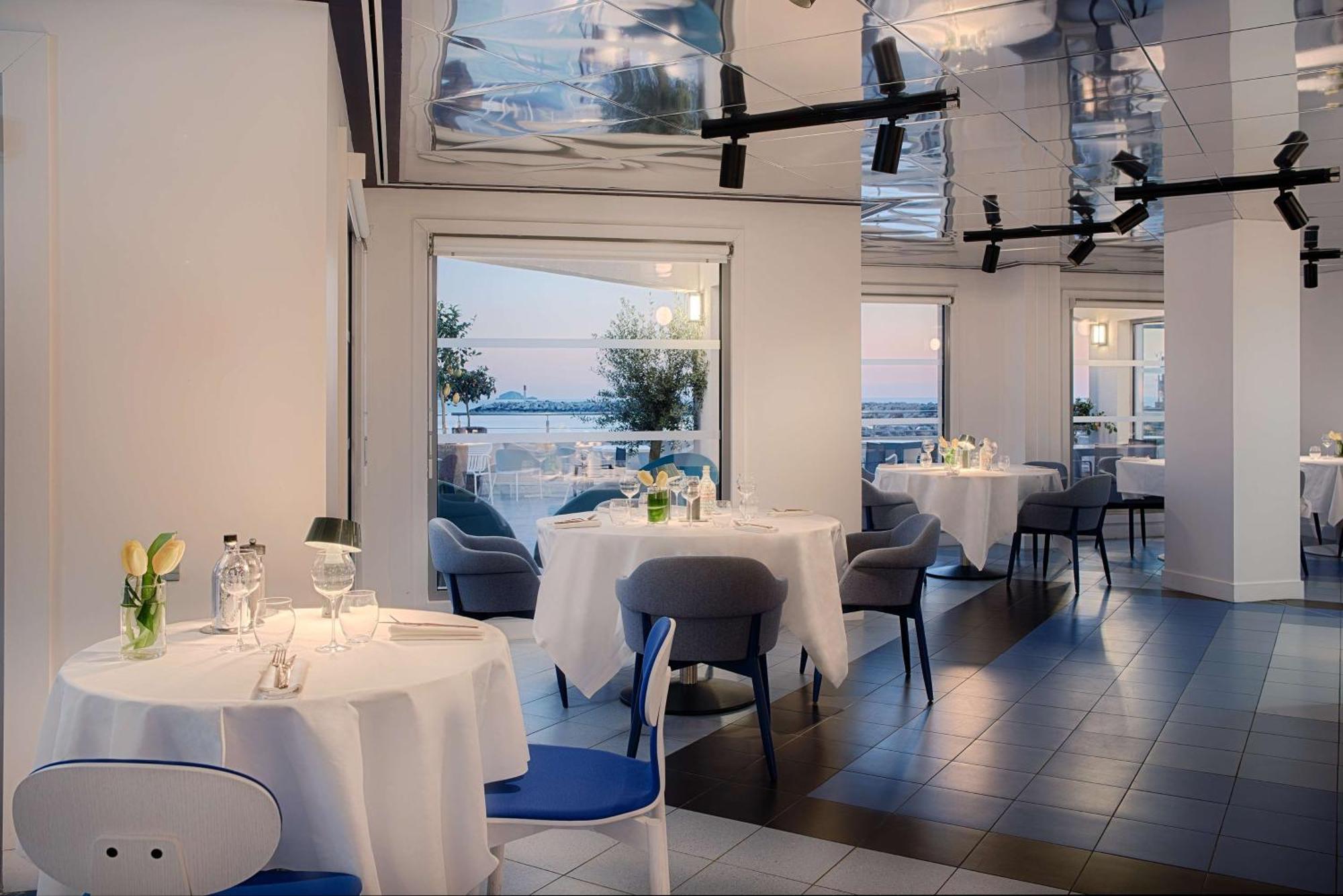 Nhow Hotel 4*